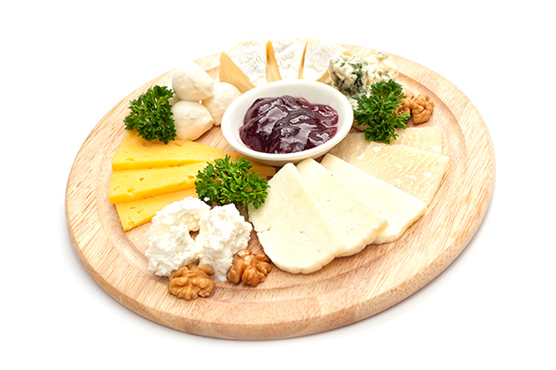 Ассорти сырное в подаче пикантной