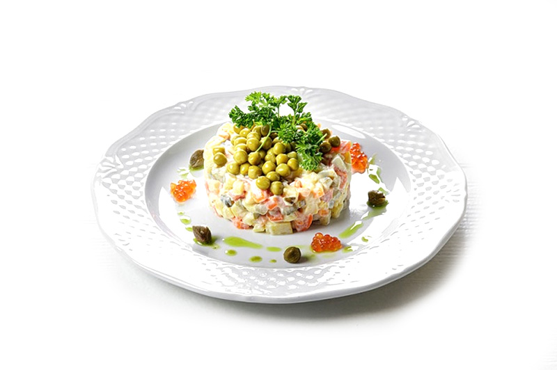 Оливье с сёмгой собственного посола