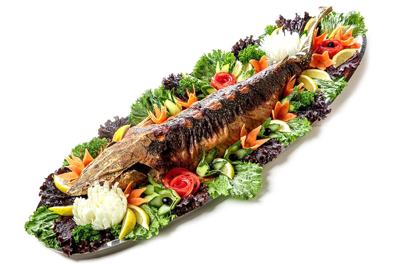 Осетр запеченный