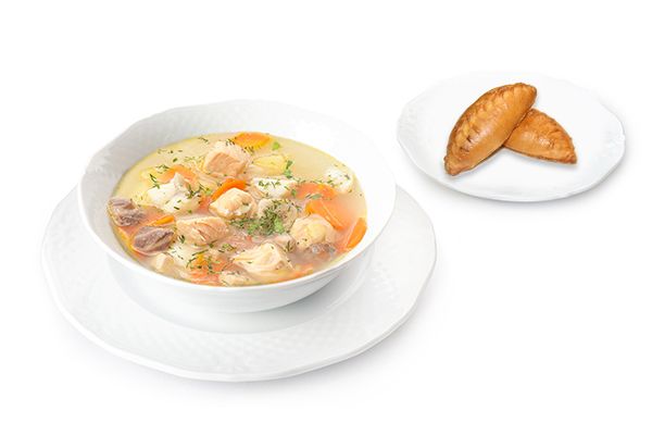 Rich sh soup with open pies